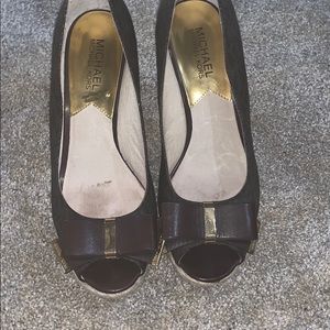 LABOR DAY SALE!  Micheal Kors Bow wedges